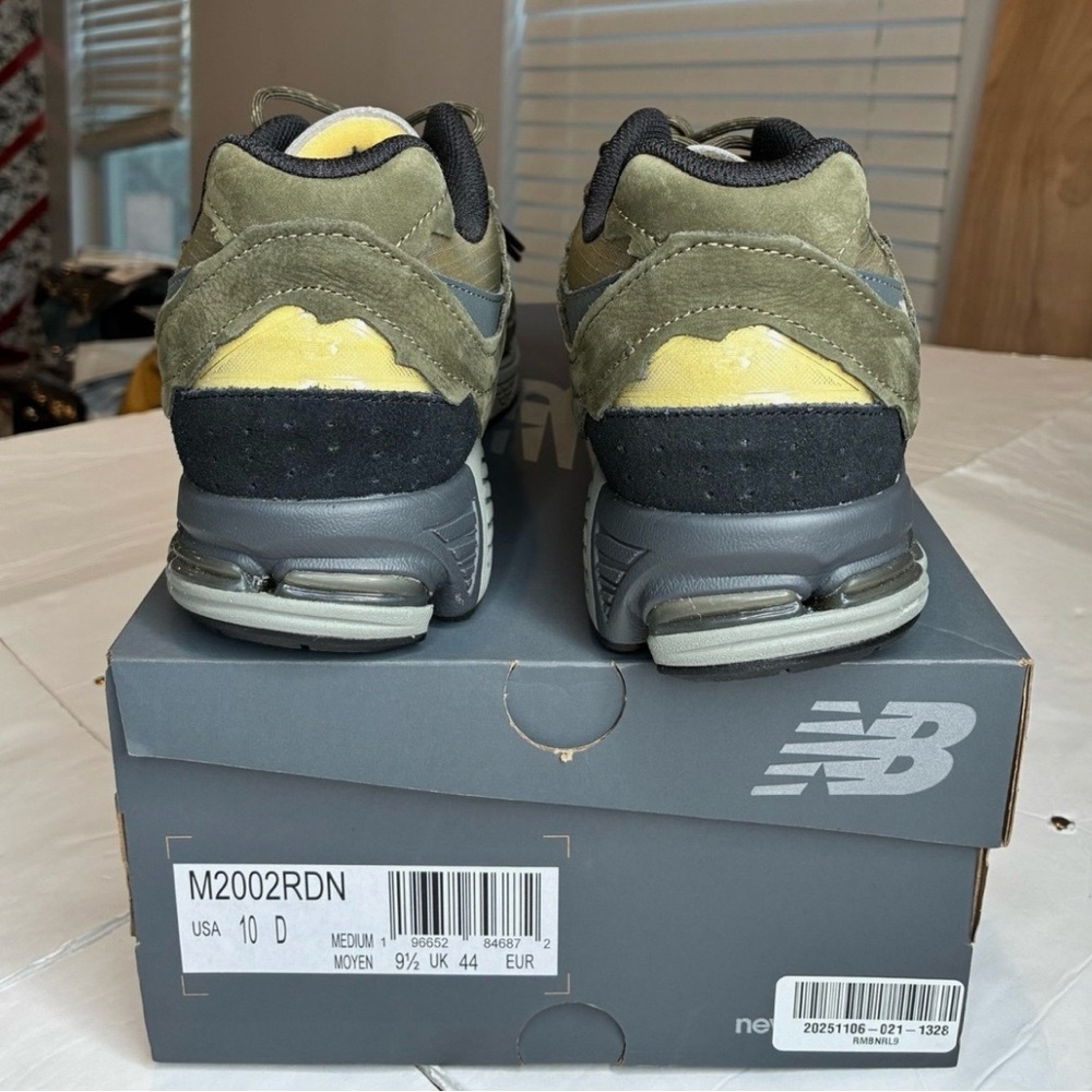 New Balance 2002R Protection Pack Green - Picture 6 of 6